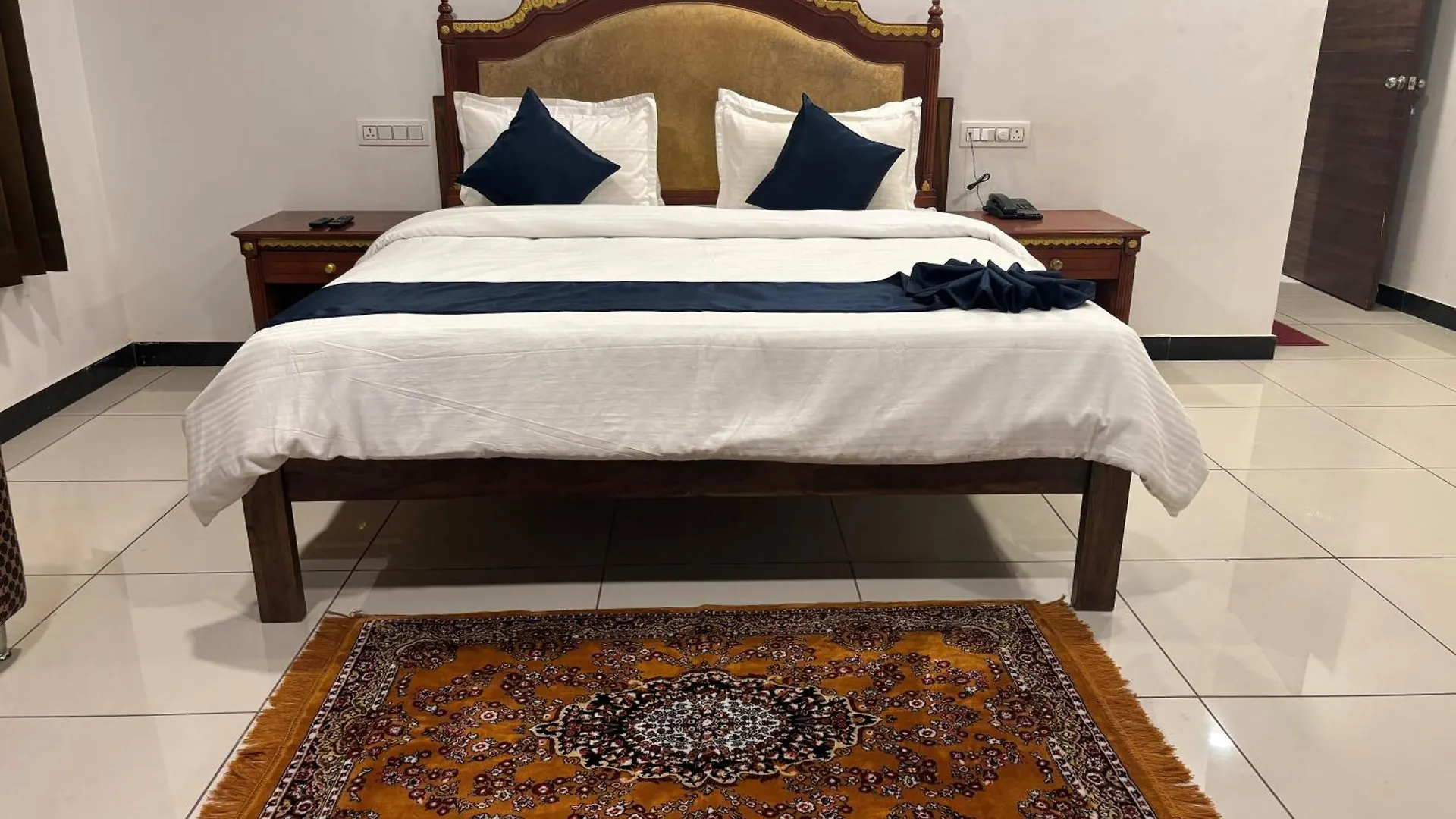 Club Azzurro Resort Udaipur